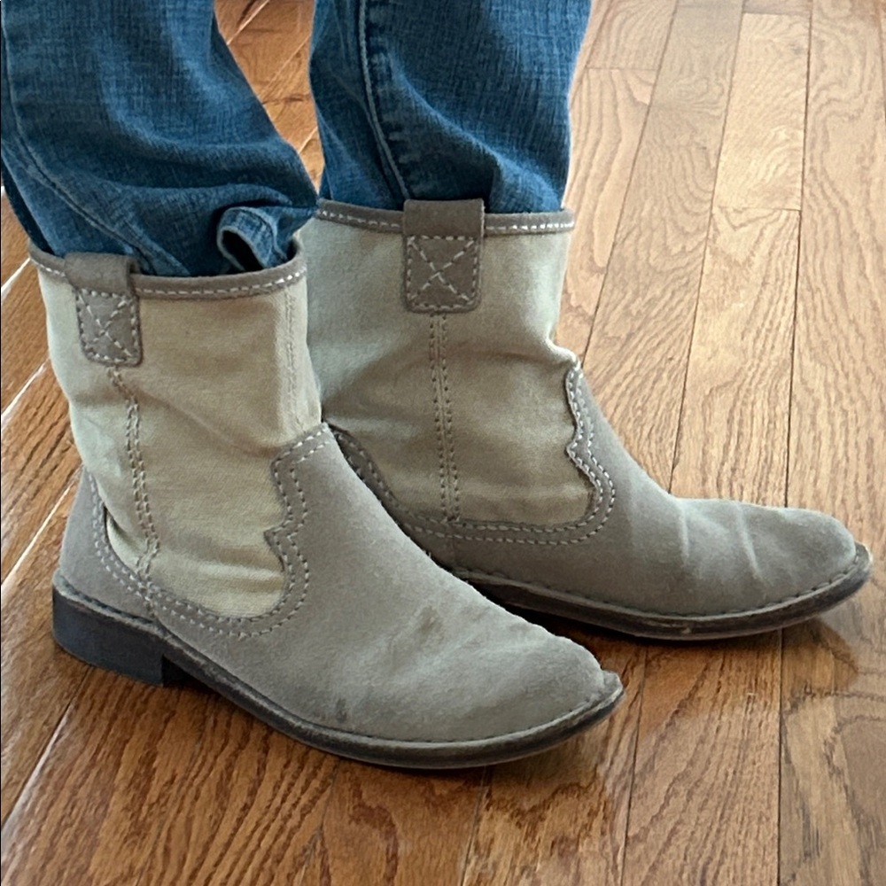 Beige Cowboy Booties - Picture 2 of 15